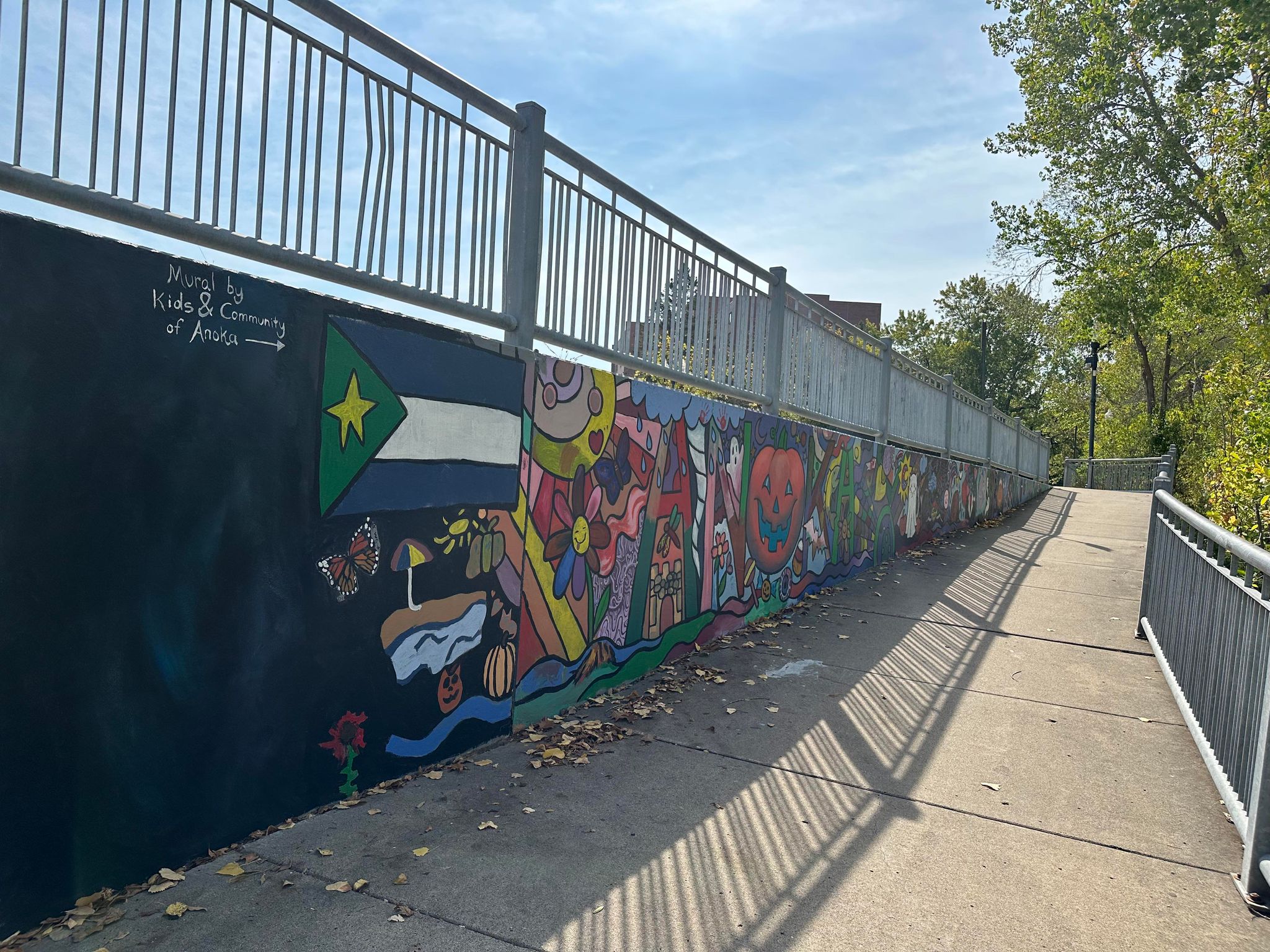 Tunnel Mural Photo 21